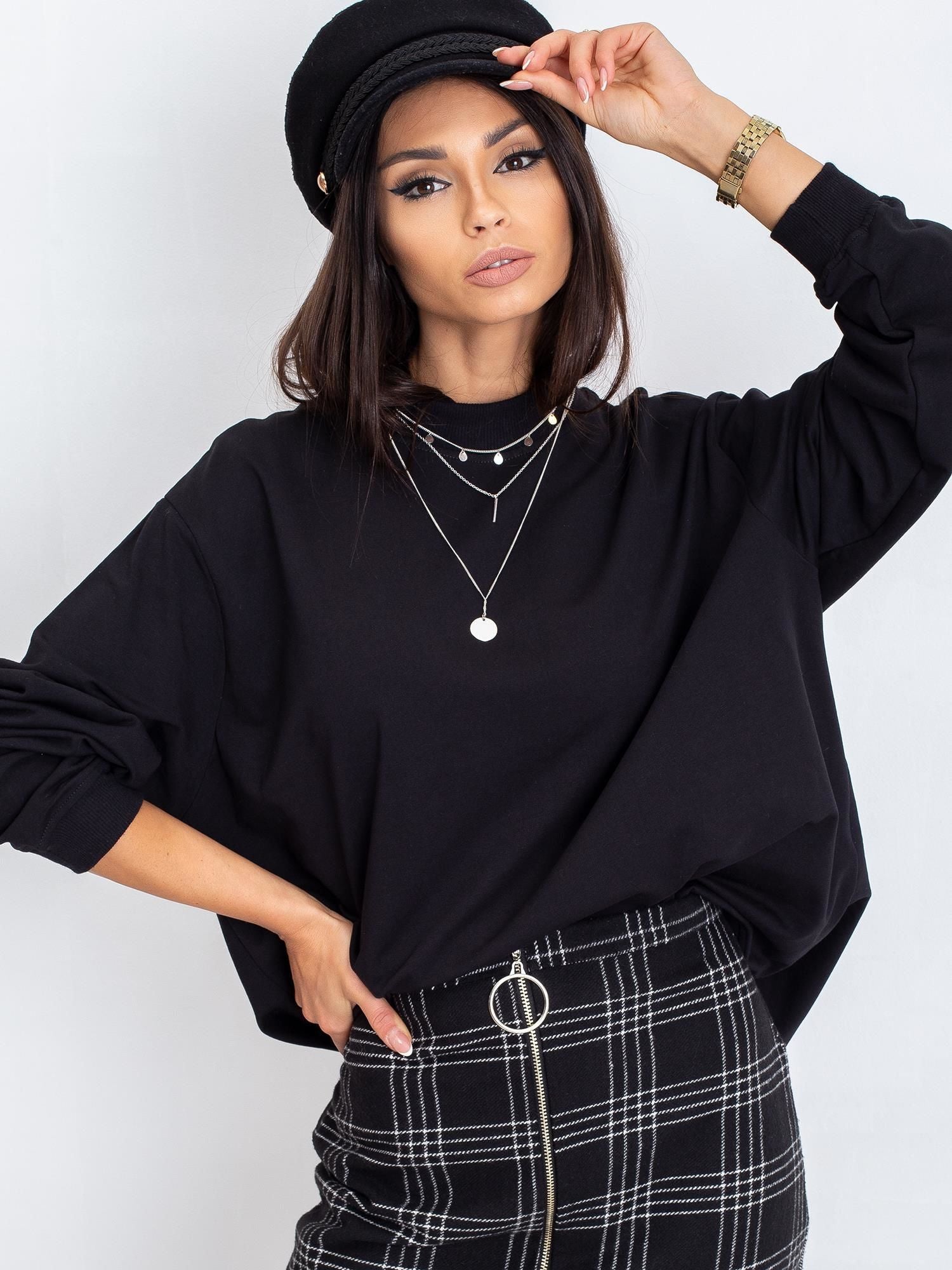Komfortowa bawełniana bluza basic w kolorze czarnym - Bianca